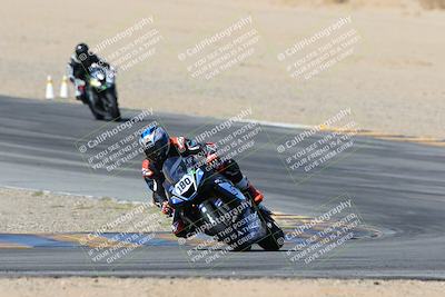 media/Mar-22-2025-CVMA (Sat) [[462c0ffedb]]/Race 12-Supersport Middleweight/